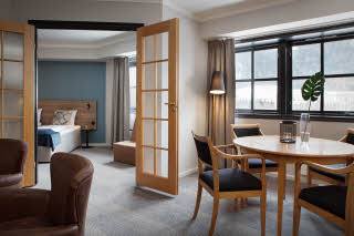 Photo by: Tord-Erik Andresen
Post@hotellfoto.no
Junior Suite with dining area